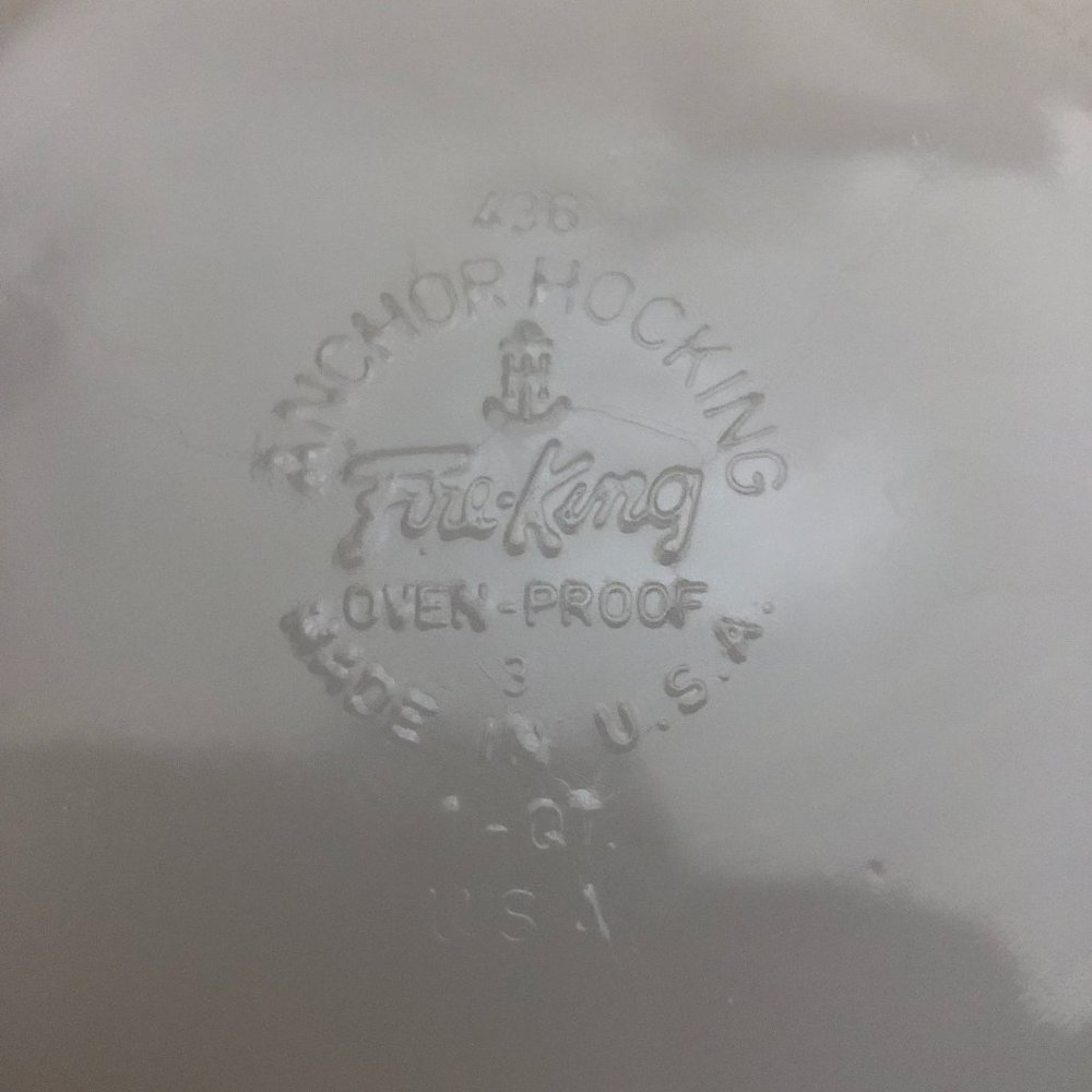 Fire King 1 QT Casserole Dish